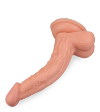 Laden Sie das Bild in den Galerie-Viewer, 18 cm langer Saugnapf-Dildo