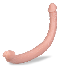 Laden Sie das Bild in den Galerie-Viewer, Biegsamer Riesen-Doppeldildo 44 cm