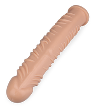 Laden Sie das Bild in den Galerie-Viewer, Dildo mit üppiger Aderung 27 cm Colin