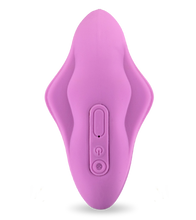 Laden Sie das Bild in den Galerie-Viewer, Ferngesteuerter Vibro-Slip mit Innendildo