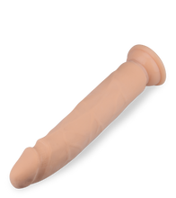 Laden Sie das Bild in den Galerie-Viewer, Formbarer Saugnapf-Dildo in XXL