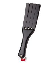 Laden Sie das Bild in den Galerie-Viewer, Geschlitztes BDSM-Paddle mit Glöckchen