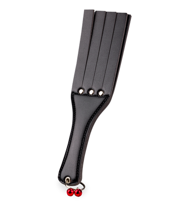 Geschlitztes BDSM-Paddle mit Glöckchen