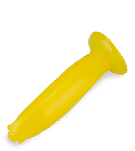 Laden Sie das Bild in den Galerie-Viewer, Großer Bananen-Analplug mit Saugfuß