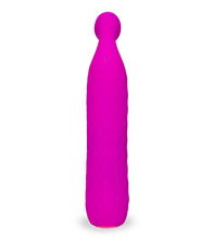 Laden Sie das Bild in den Galerie-Viewer, Klitoris-Sextoy mit Saugfunktion 12 Modi