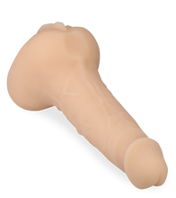 Laden Sie das Bild in den Galerie-Viewer, Masturbator mit Vagina-Öffnung und realistischem Penis Dora