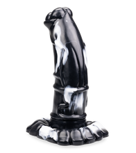 Laden Sie das Bild in den Galerie-Viewer, Pferdedildo mit Saugnapf Paso Fino
