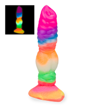 Laden Sie das Bild in den Galerie-Viewer, Phosphoreszierender Dildo mit Saugnapf Wolf