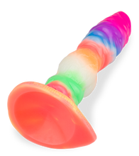 Laden Sie das Bild in den Galerie-Viewer, Phosphoreszierender Dildo mit Saugnapf Wolf