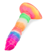 Laden Sie das Bild in den Galerie-Viewer, Phosphoreszierender Dildo mit Saugnapf Wolf