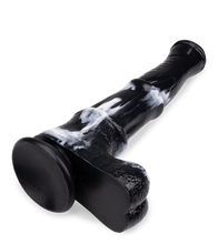 Laden Sie das Bild in den Galerie-Viewer, Saugnapf-Pferdedildo Kentucky